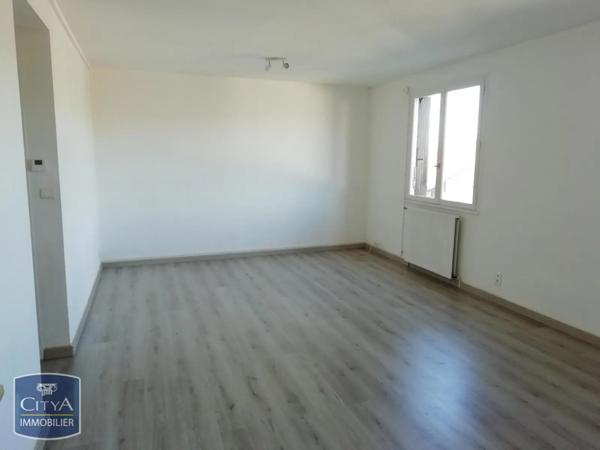 Appartement à louer 3 pièces 74m²