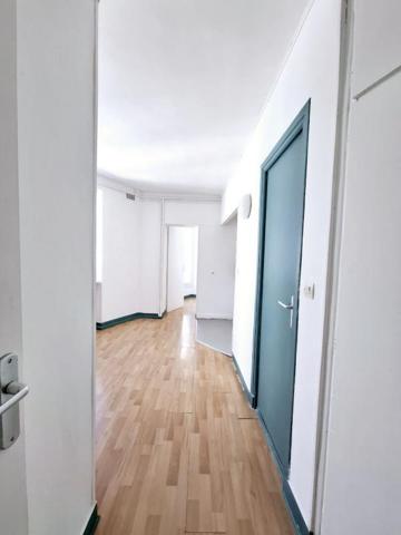 Charmant 2 pièces de 31 m2 à 2 pas des Buttes Chaumont Paris 19e