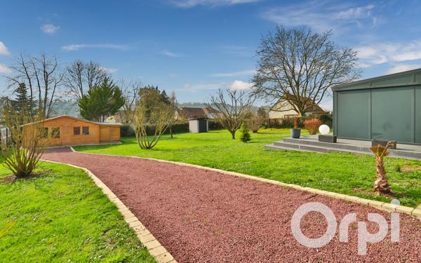 Maison à vendre    9 pièces • 207 m2 Gournay-en-Bray