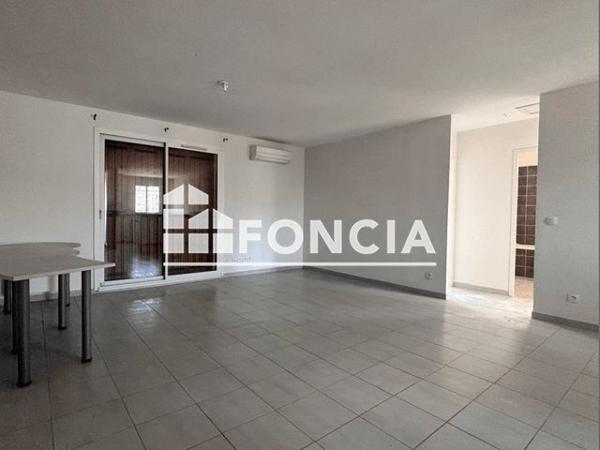 À vendre Local commercial 69.14 m² - Villeneuve-lès-béziers 34420