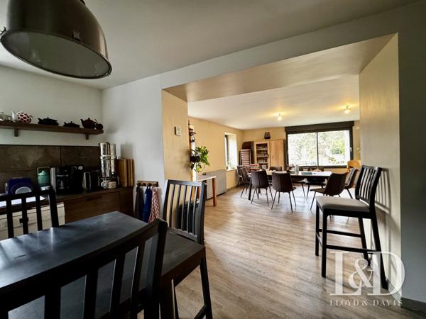 Magnanerie du XVIe siècle Rénovée dans un Hameau Dominant la Vallée de l'Eyrieux