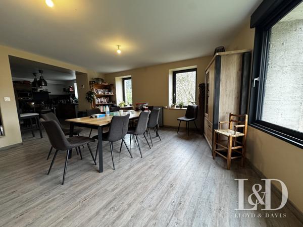 Magnanerie du XVIe siècle Rénovée dans un Hameau Dominant la Vallée de l'Eyrieux