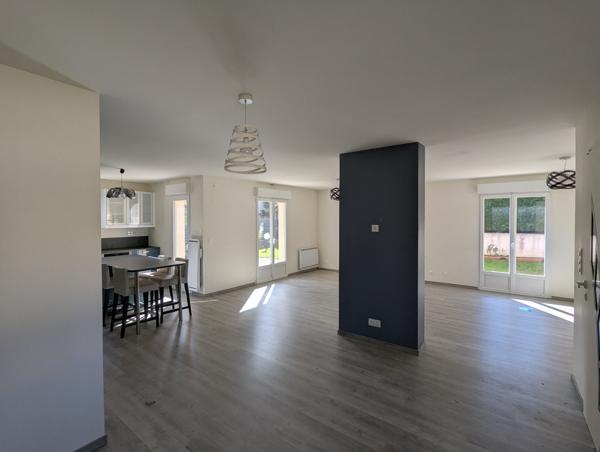 Maison
                                                                                                                                                                                                                                                                                                                        5 pièce(s)                                                                                                                                                                                                          3 chambre(s)                                                                                                                                                                                                          112  m²