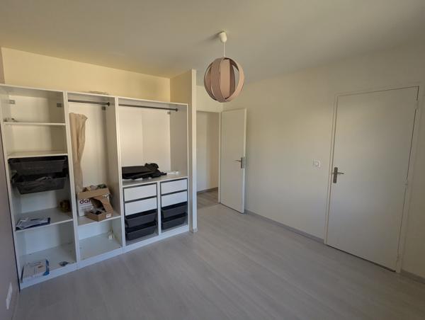 Maison
                                                                                                                                                                                                                                                                                                                        5 pièce(s)                                                                                                                                                                                                          3 chambre(s)                                                                                                                                                                                                          112  m²