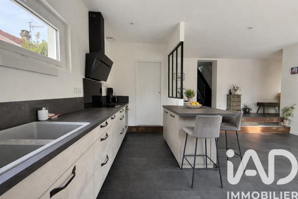 Maison à vendre 7 pièces 138 m² Villenave-d'Ornon