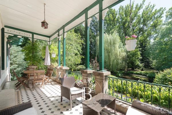Thaon-les-Vosges, Maison  322 m² à vendre