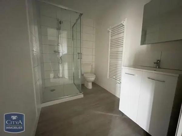 Appartement à louer 2 pièces 30.59m² Roanne (42300)
