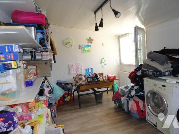 EN EXCLUSIVITE VILLA de 145 habitables environ sur une parcelle de terrain de 2500m². Elle se c...