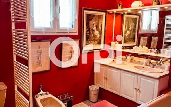 Maison à vendre    3 pièces •  Saumur