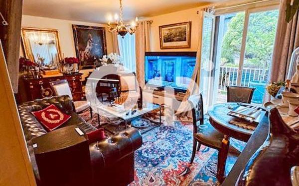 Maison à vendre    3 pièces •  Saumur