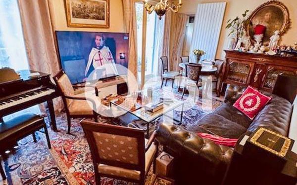 Maison à vendre    3 pièces •  Saumur