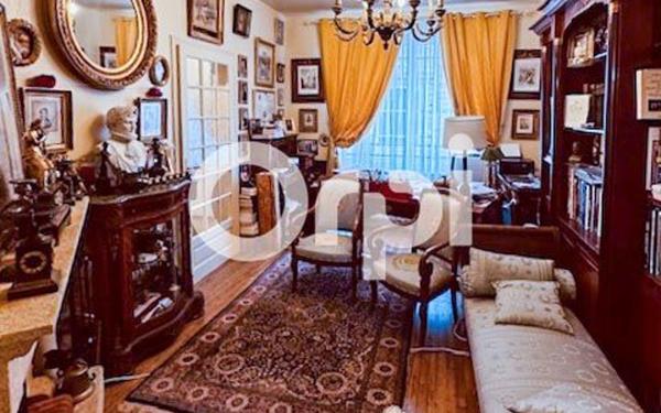 Maison à vendre    3 pièces •  Saumur