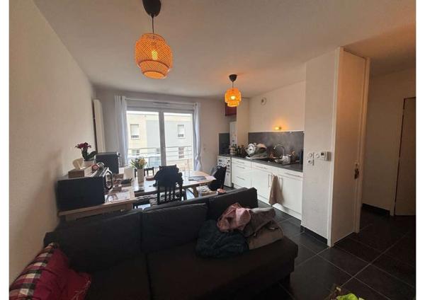 T2 de 40 m², avec balcon / box en sous-sol, idéalement situé.