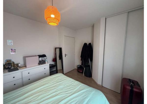 T2 de 40 m², avec balcon / box en sous-sol, idéalement situé.