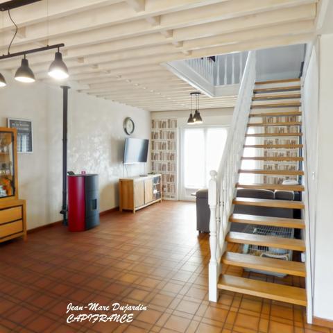 Bruille-lez-Marchiennes (59490) – Propriété familiale 202 m² – 5 chambres – 4 200 m² de terrain – 268 000 € FAI