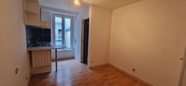 À vendre : Appartement 2 pièces à Châteauneuf-en-Thymerais