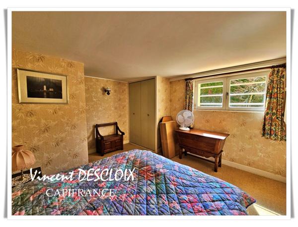 Maison à vendre 8 pièces SAULIEU (21210) Terrain 2383m² arboré et clos.