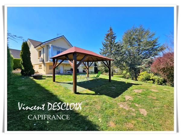 Maison à vendre 8 pièces SAULIEU (21210) Terrain 2383m² arboré et clos.