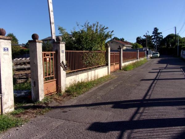 Vente / Terrain constructible à Chassieu (69680)