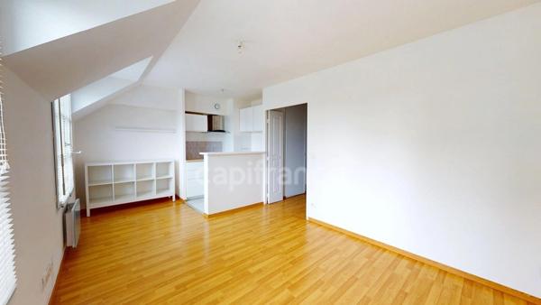 Appartement F2 Duplex – Centre-ville de Corbeil-Essonnes – Calme absolu avec vue sur parc