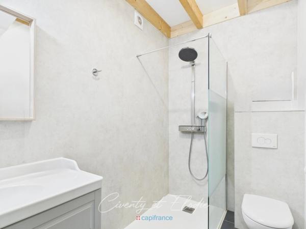 Maison atypique 6 pièces avec terrain à vendre SAINT VITAL (73)