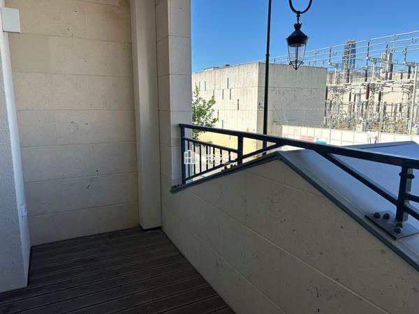 Location Appartement 2 pièces 50.2 m² - Puteaux 92800
