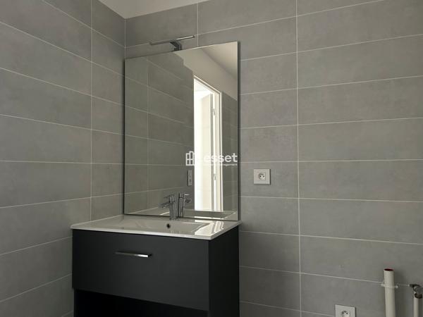 Location Appartement 2 pièces 50.2 m² - Puteaux 92800