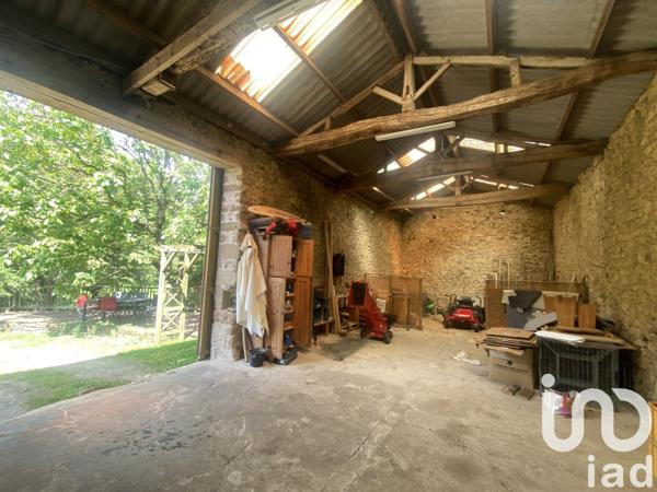 Maison à vendre 4 pièces 248 m² Le Poiré-sur-Vie