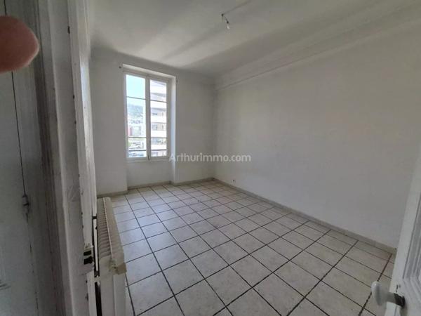 Vente Appartement 3 pièces 64 m2 à Nice