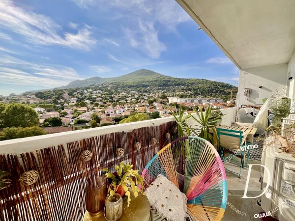 3 pièces de 54 m² entièrement rénové avec vue dégagée – balcon & grenier