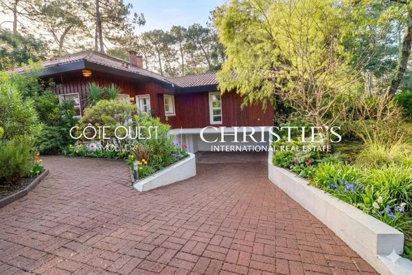 À vendre Hossegor - Entre lac et golf, superbe villa d'architecte