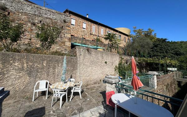 Appartement à vendre    3 pièces •  Robiac-Rochessadoule