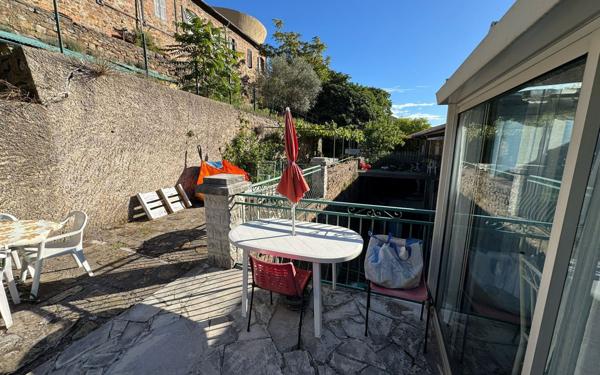 Appartement à vendre    3 pièces •  Robiac-Rochessadoule