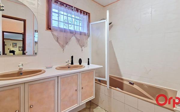 Maison à vendre    4 pièces • 120 m2 Corneilla-la-Rivière