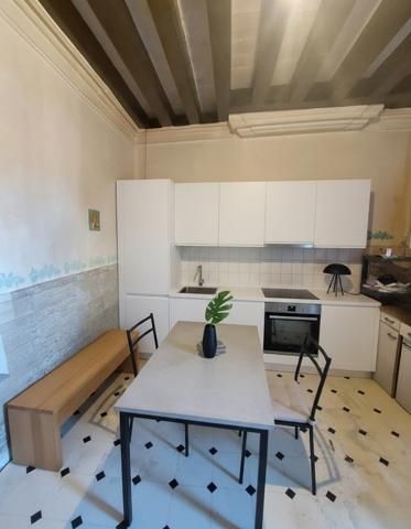 À vendre - Local commercial 315 m² situé à Montval-sur-Loir (72500)