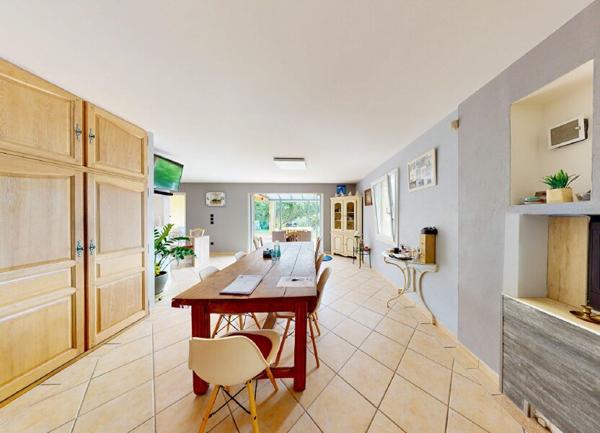 Maison à vendre  7 pièces • 180 m2 Ruoms