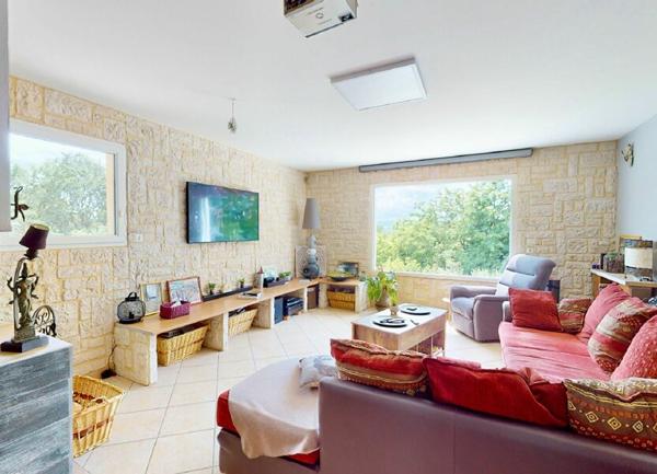 Maison à vendre  7 pièces • 180 m2 Ruoms