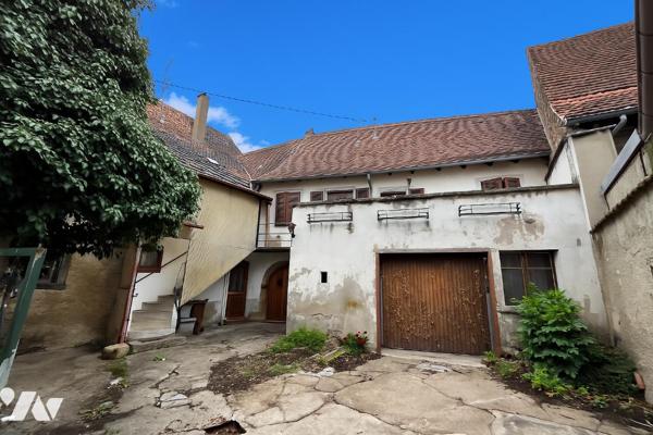 Maison de 82 m² à rénover – Cœur de Rouffach - Garage, cave, cour et terrasse