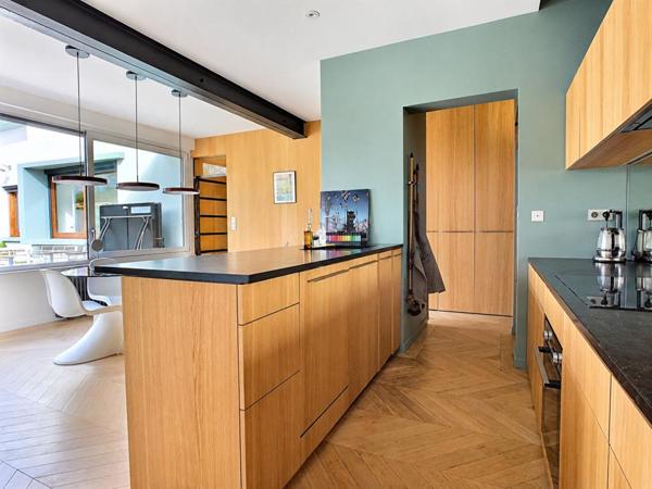 Vente Maison 230m2 BEGLES (33130)