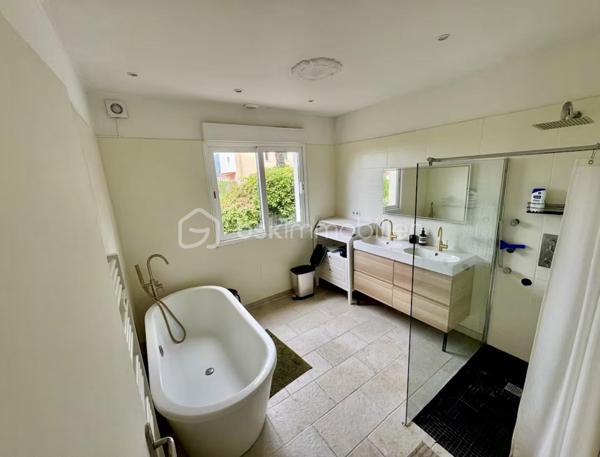 Maison traditionnelle de 156,90 m²