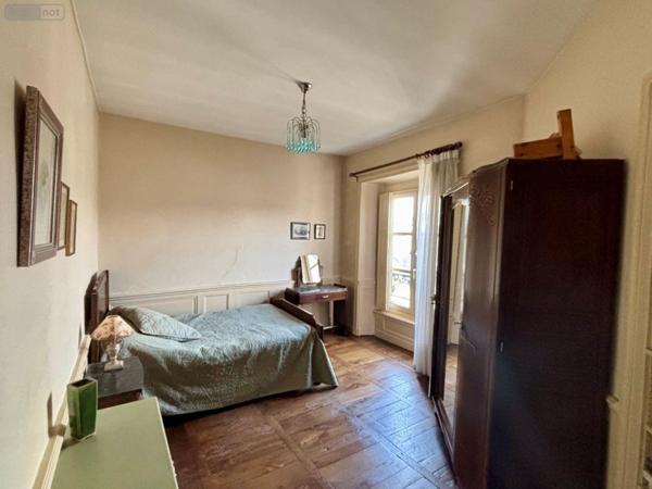 Appartement à vendre à Rennes en Ille-et-Vilaine (35000), ref : VR/105   
Centre Ville