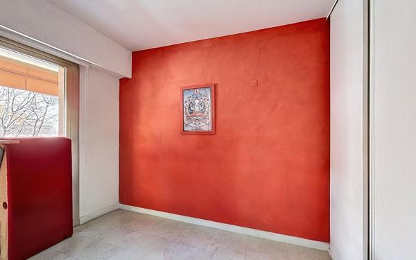 Appartement à vendre    2 pièces • 27,56 m2 Le Cannet