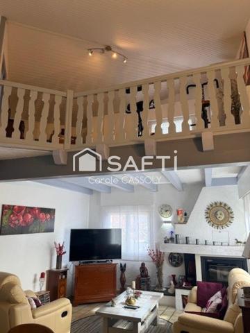 Villa architecte avec piscine 4 ch jardin arboré