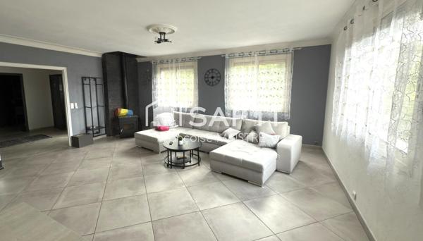 Maison rénovée de 156 m² avec véranda, balcon et parking