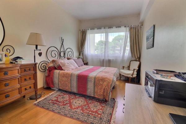 EXCLUSIVITE - VIAGER  en nue propriété OCCUPE sur 1 tête F86 ans