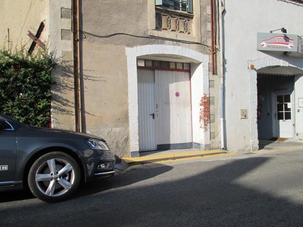 LIMOUX LOCAL AVEC GRANDE PIECE PRINCIPALE