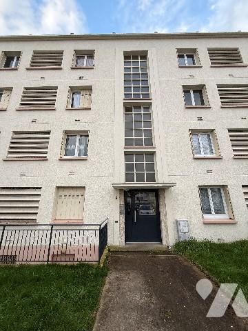 A BLOIS- APPARTEMENT F4