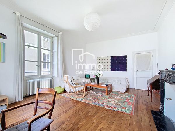 Appartement 3 pièces - centre-ville - Quai Turenne