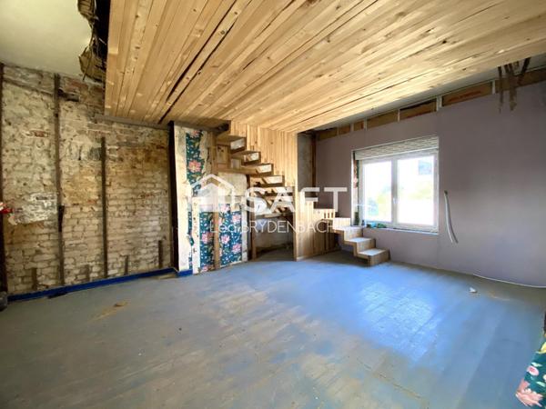 Maison à rénover - env. 140 m2 - 3 ch - Crespin