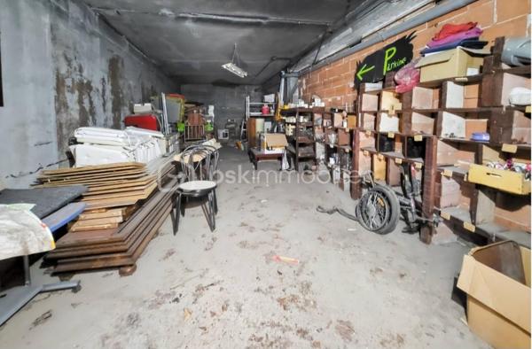 Local commercial de 179 m²